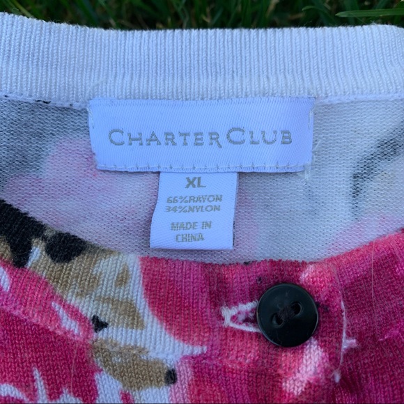 Cardigan Lot - Picture 3 of 9